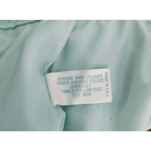 Vintage 70s Vanity Fair Powder Blue Lace Bust/Back Nylon Long Nightgown … - Picture 9 of 9